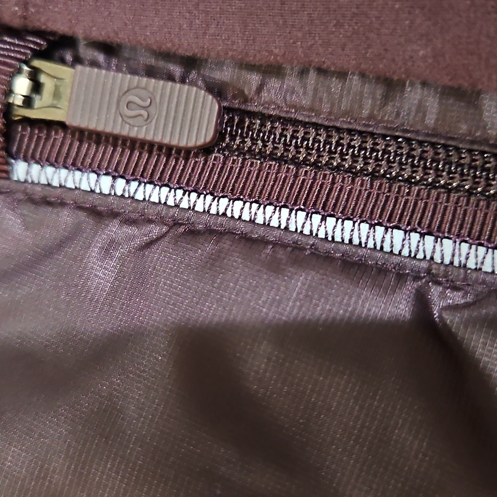 Lululemon Down For A Run Vest - Picture 4 of 12
